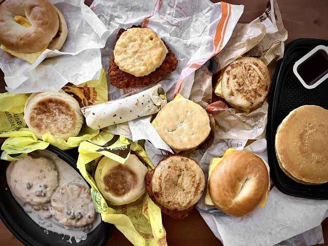 when does mcdonald's stop serving breakfast